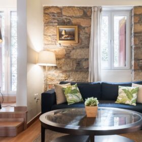 thisio-1860-living-room